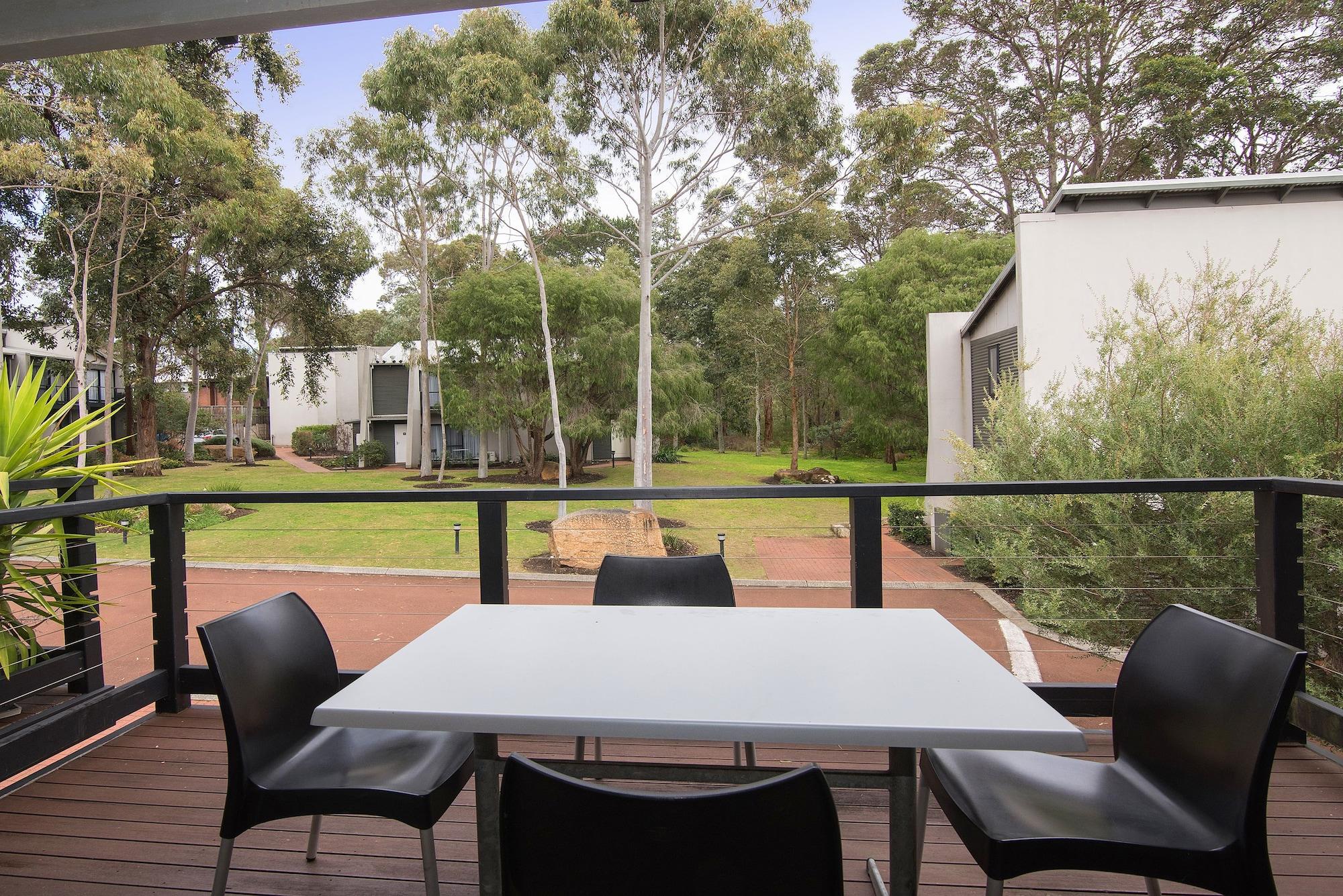มาร์กาเรต ฟอเรสต์ ฮอลิเดย์ อพาร์ตเมนต์ Aparthotel Margaret River ภายนอก รูปภาพ