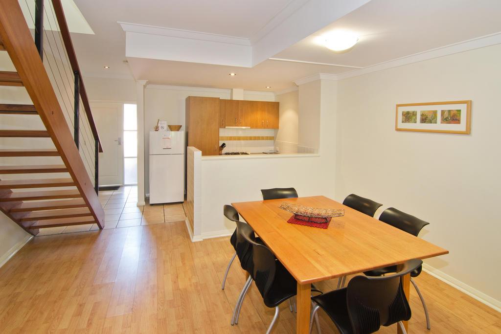 มาร์กาเรต ฟอเรสต์ ฮอลิเดย์ อพาร์ตเมนต์ Aparthotel Margaret River ภายนอก รูปภาพ